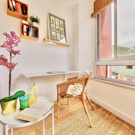 Lucky's By Tor Apartamento